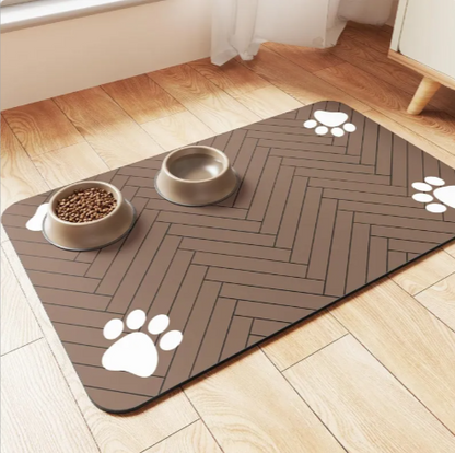 Splash-Proof Pet Feeding Mat for Cats & Dogs – Quick-Dry Diatom Floor Protector