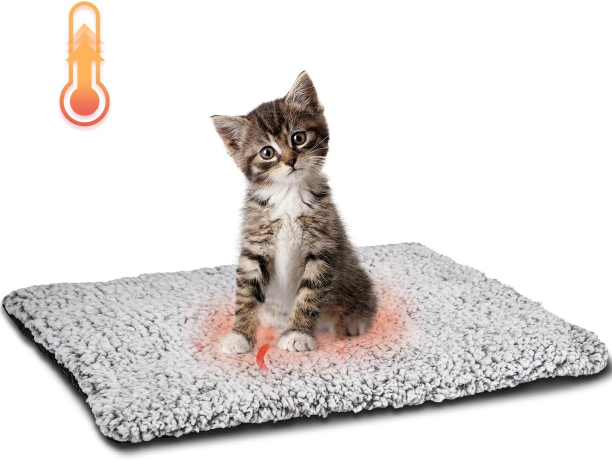 Self-Heating Pet Mat for Dogs & Cats – Warm Winter Thermal Blanket